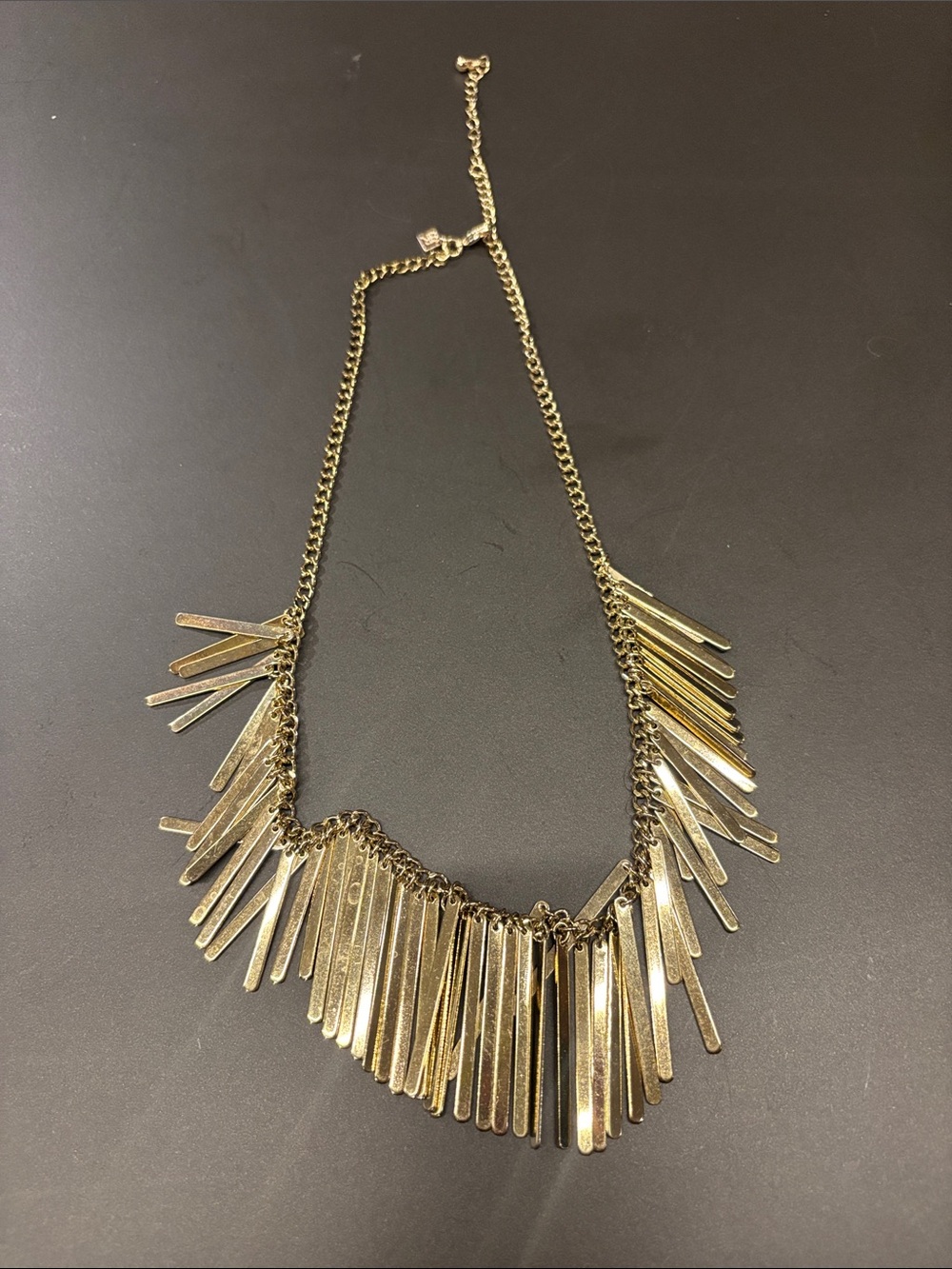 Banana republic Gold Fringe Pendant Necklace - Women Jewelry. Adjustable - Picture 3 of 5